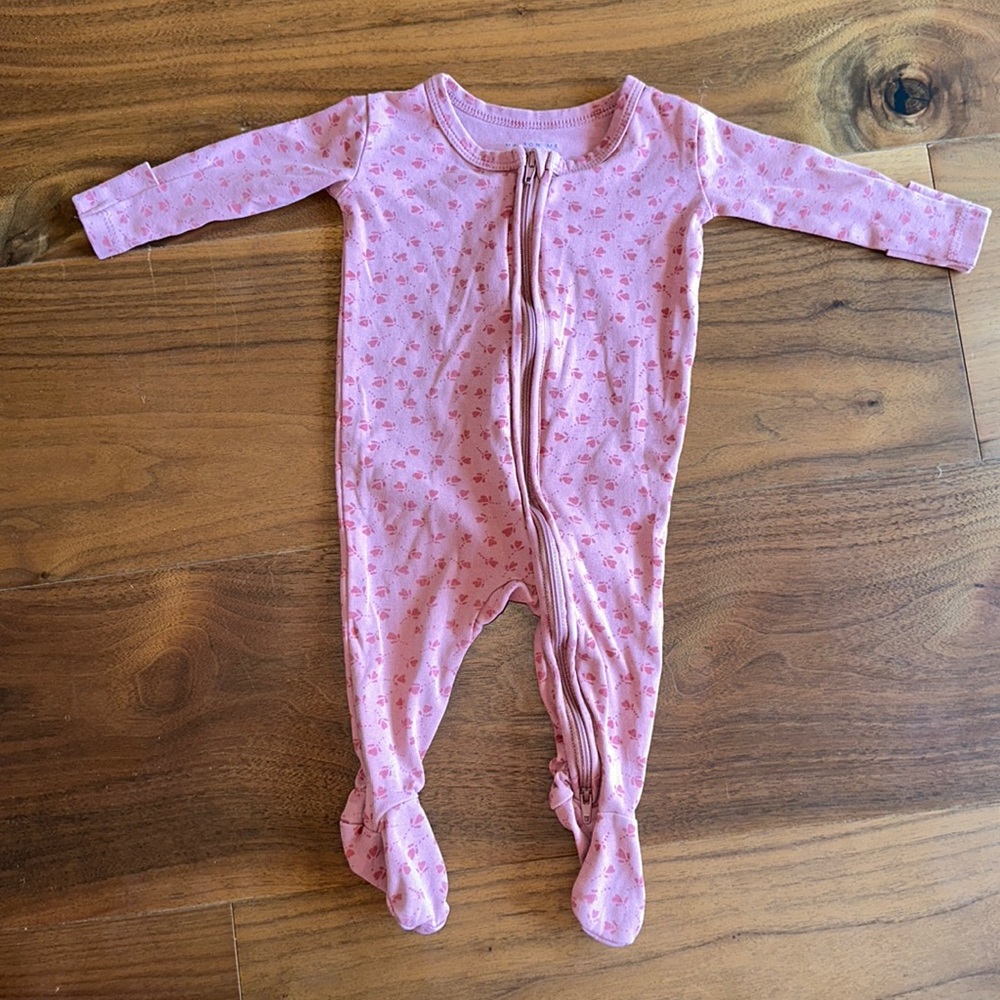 Maisonette Pajamas / Maison Me Ditsy Floral Sleeper PJs / Pink 0-3M